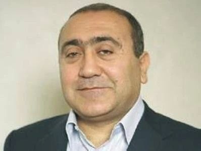 Varzhapetyan, מייסד שותף של חברת לודינג הרוסית, נלקח ישירות משדה התעופה זווארטנוטס לתחנת המשטרה דווח כי לאח…