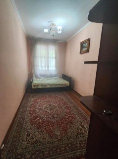 Чилинзор.  метро.   16 квартал студент болларга. Сингапурский. Ени.