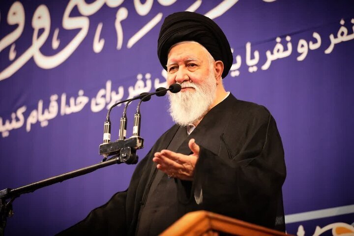 اخبار فوری / مهم 🔖: علم الهدی: 🔹بی بندوبارها و بی حجاب ها لشکر آمریکا در داخل ایران می شوند/ برخی مسئولان و دستیاران آنها موشک را با پوشک مق