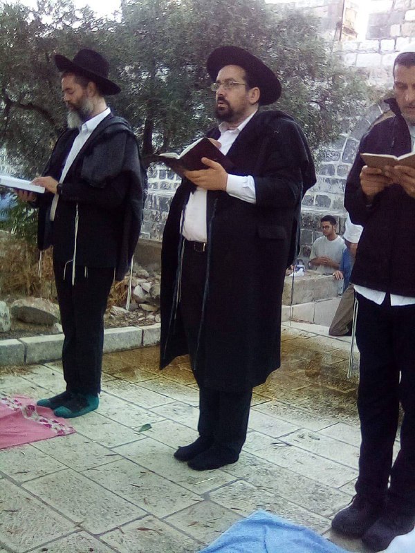 רדיו צבא הכיבוש הדחוף: