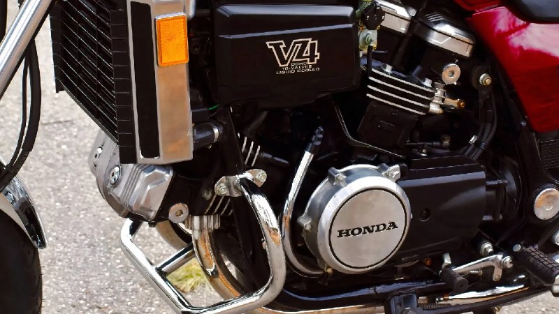 Вы никогда не слышали о Honda VF750, которая родила Ducati Panigale? Зарубежные 