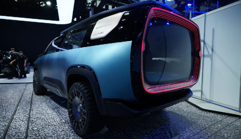 Chery представила концепт необычного минивэна 3