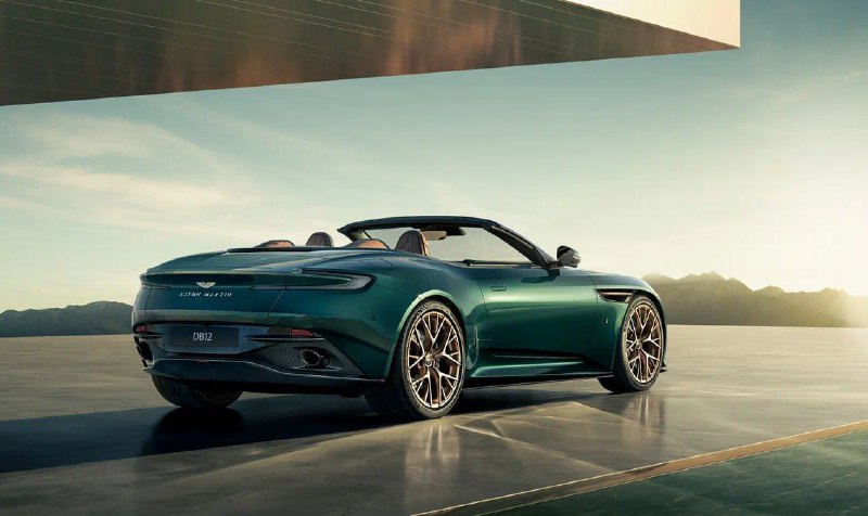 Aston Martin Vanquish и DB12 получили спецверсии 2