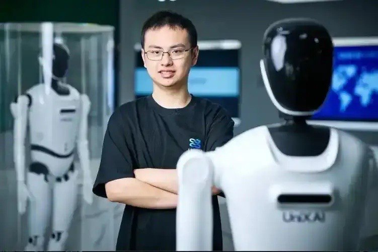 【天使+++++轮3亿融资敲定！】优理奇机器人（UniX AI）作为一家2024年4月才成立的初创公司，在半年内已完成了至少五轮融资，融资节奏非常快，已累计披露的融资金额达数亿元