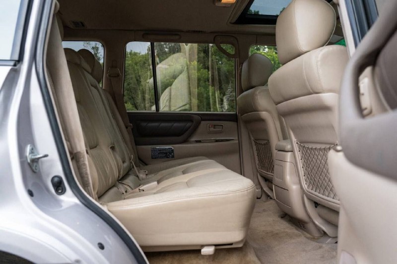Toyota Land Cruiser UZ J100 `2002 5