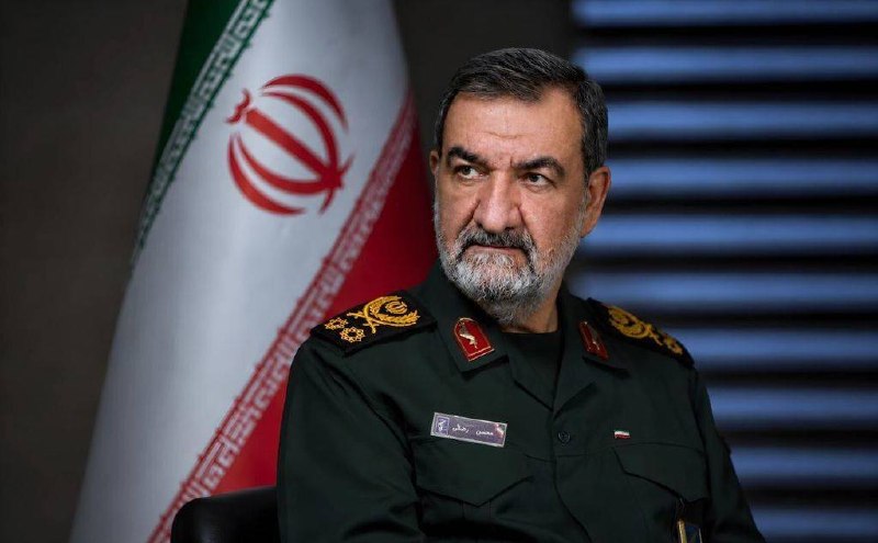 روزنامه ایران: ⭕️ رضایی: آمریکا باید اقدامات عملی درباره اجرای شروط تفاهم‌نامه انجام دهددبیر شورای عالی امنیت ملی در دیدار با فرمانده ا