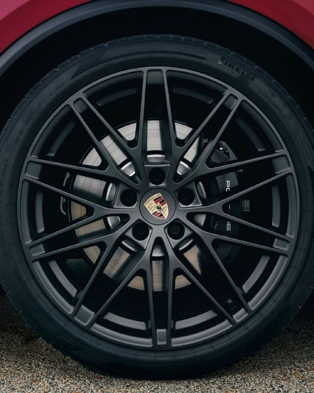 Porsche Macan GTS 9