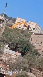 חלק מפעולות ההריסה שבוצעו על ידי דחפורי הכיבוש בעיירה בורקין, ממערב לסלפית.