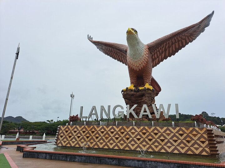 【(馬來西亞)蘭卡威攻略~老鷹廣場篇 〥】〜〆翱翔天際│老城古廟
