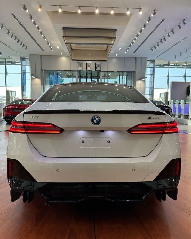 BMW i5 M60 xDrive 3