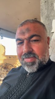 מעזה, שם איבד את אשתו, שלושת ילדיו וביתו במהלך מלחמת ישראל, שלח העיתונאי הפלסטיני מואטסם אחמד דלול מסר של ה…