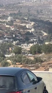 כוחות הכיבוש מסתערים על הכפר דורה אל-קרע', צפונית מזרחית לרמאללה.