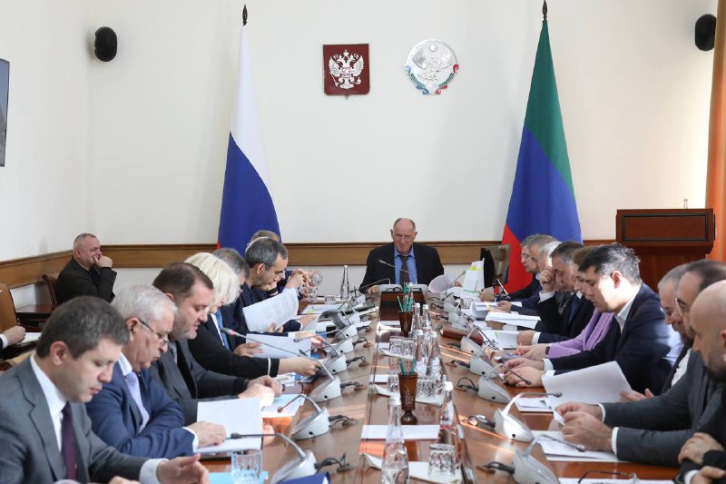 🏗️ Свыше 300 социально значимых объектов в Дагестане включены в план реализации нацпроектов фото