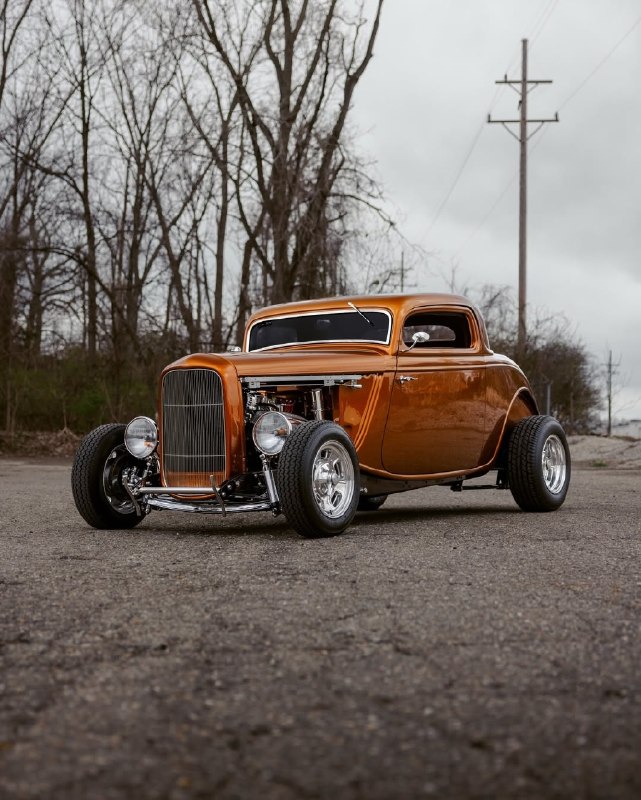 1933 Ford 3-Window Coupe Street Rod 4