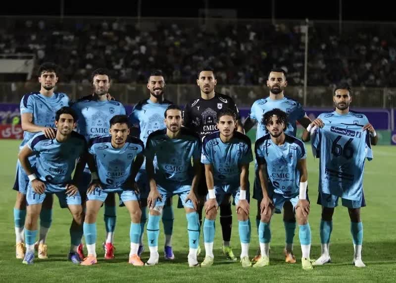 یزدرسا: ⭕️ آلومینیوم اراک 0⃣ - 0⃣ چادرملو اردکان🔹 دومین دیدار تنها نماینده فوتبال یزد در لیگ برتر، برندهای نداشت. در این بازی ک