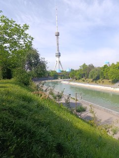 Продаётся дом рядом с речкой