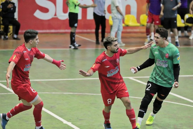 Fut5al.ir: روز دوم هفته اول لیگ برتر/ توقف قهرمان در ساوه؛ دربی هرمزگان به سود پالایش و برد سخت گهرزمین👇👇👇https://fut5al.ir/fa/?p=3