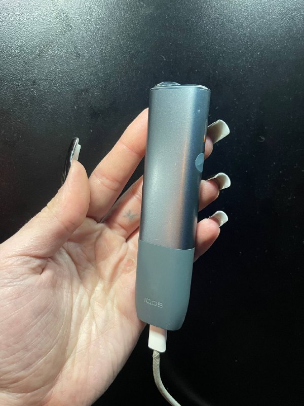 Продам iqos, немного царапин, полностью рабочий — фото 1