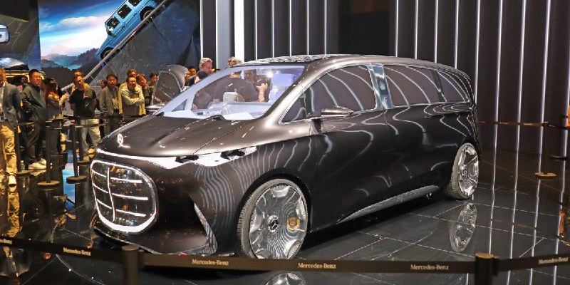 Forget SUVs: Minivans are having a renaissance—and they've never been this plush