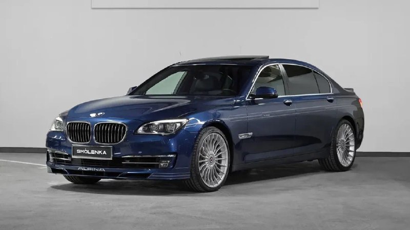 В Москве в продаже нашли редчайшую Alpina B7 с пробегом всего 5000 км за 14 лет.