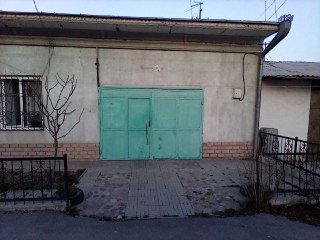 5-room apartment, 300 m² for sale
