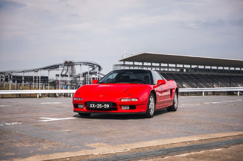 Сегодня мы готовы поделиться с вами невероятной новостью 🚗⚡! Honda NSX, один из