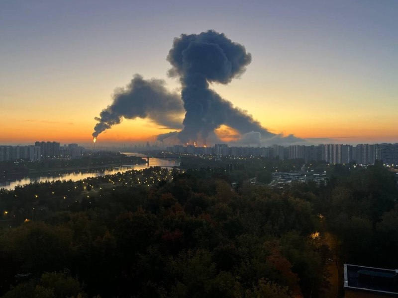 Debris from an FP-5 Flamingo cruise missile was found about 20 km from Moscow, indicating the missile reached the Russian capital’s immediate vicinity.