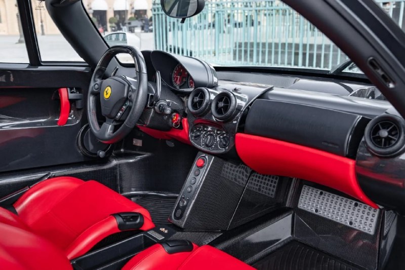 На аукционе RM Sotheby's за эту Ferrari рассчитывают выручить больше 5 миллионов евро — всё из-за ре 6