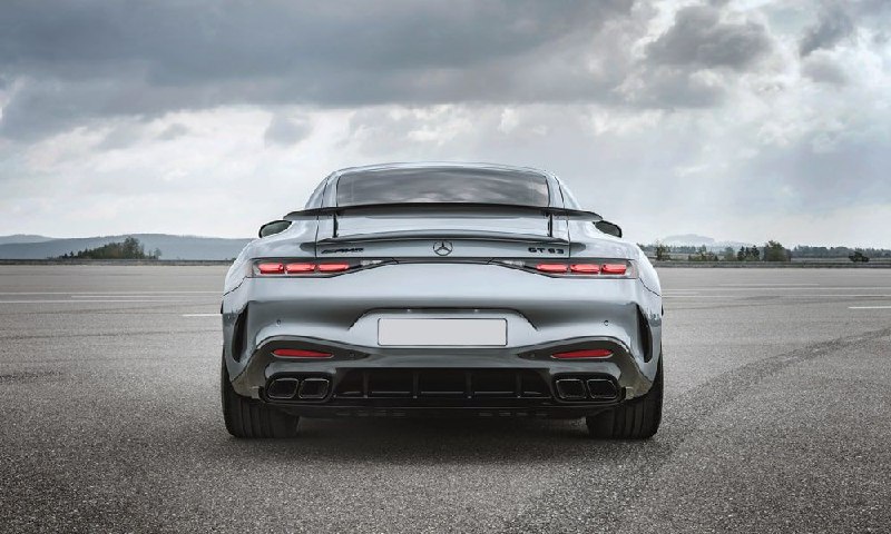 Mercedes-Benz AMG GT 4