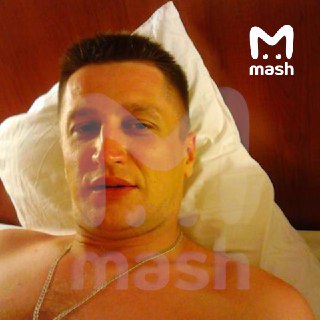 В квартире, где нашли девятилетнюю Сашу, находилась сожительница похитителя — с её слов, он привёл девочку и представил как племянницу. По данным Mash, школьницу нашли в квартире на улице Маршала Еременко. Девочка скоро вернётся к маме. Предварительный осм