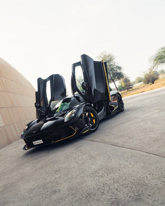 Aston Martin Valhalla 2026 года — один из всего 999 экземпляров