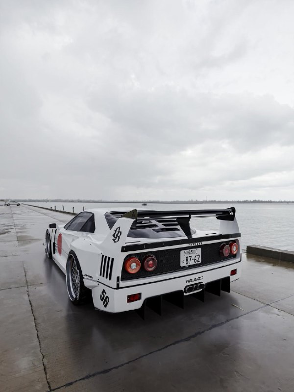 FERRARİ F40 LBWALK 6