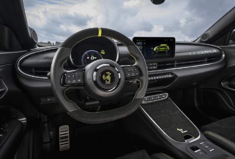 Представлен самый мощный и быстрый серийный FIAT 4