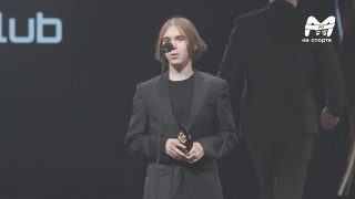 "Я, бл*ть, просто уничтожил их"Игрок российской команды Team Spirit по CS 2 Данил Donk Крышковец второй год подряд стал лучшим энтри-фраггером и получил награду за "Лучший хайлайт". В матче против Vitality он убил пятерых соперников, оставшись последним в 