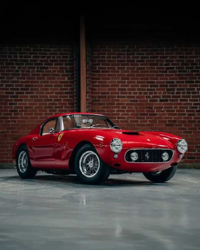 Ferrari 250 GT SWB Berlinetta 1962 года выпуска — один из самых важных и коллекционных автомобилей к
