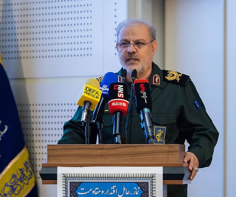 روزنامه ایران: ⭕ سخنگوی سپاه: ادعای ترامپ درباره گفتوگوی پشتپرده با سپاه، ناشی از توهم است🔹هیچ گفتوگویی میان مقامات سپاه با آمریکایی
