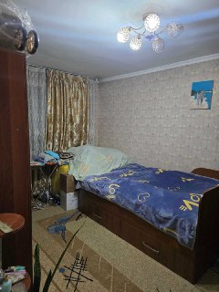 Сдам 1 ком. переделанную в 2 -х квартиру на 4 этаже чистая