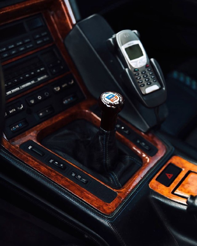 Alpina B12 5.7 Coupé 9