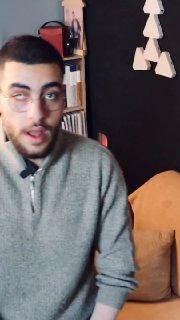 "עקרתי להם את העיניים עם ההצלחה שלי"... "הילד הכחול" סאלח חמדאן בוגר הפקולטה למשפטים באוניברסיטת ירדן שנים…