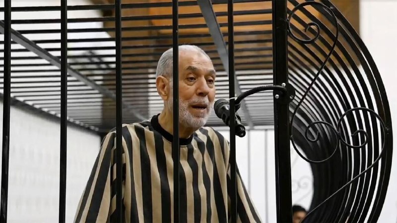 خبر فوری: 🔻الجزیره: دادگاه چهارم کیفری دمشق در جلسه امروز خود «احمد حسون» مفتی اعظم سابق سوریه را به حبس ابد محکوم کرد @khabar_fur