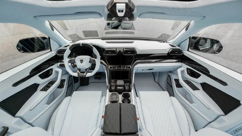 Mansory сделал 900-сильный Urus с необычным дизайном 3
