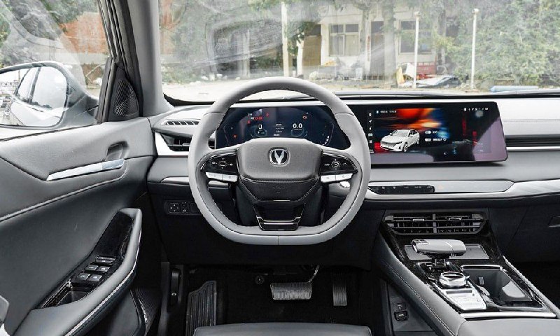 Возрождённой «Волгой» может стать Changan Raeton Plus 4