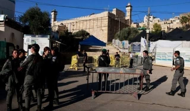 مرکز اطلاع‌رسانی فلسطین: 🔴مسجد ابراهیمی فردا به طور کامل به روی نمازگزاران باز خواهد بود«معتز ابو سنینه»، مدیر مسجد ابراهیمی در الخلیل، از فلسطین