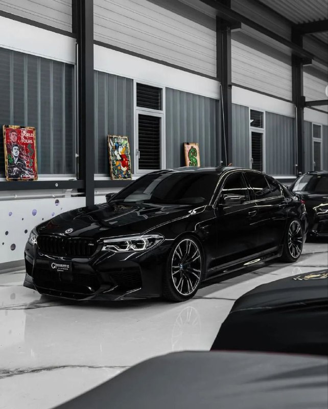 BMW M5 F90