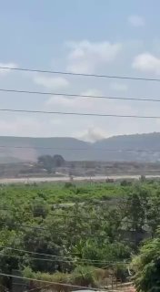 הפצצת שבויים בעיירה מג'דלזון, מחוז צור