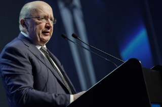 В Евросоюзе предложили создать новый оборонный альянс с участием Великобритании и УкраиныКомиссар ЕС по обороне Андрюс Кубилюс предложил заключить новый межправительственный договор о европейском оборонном союзе, сообщает Euractiv. Альянс можно создать по 