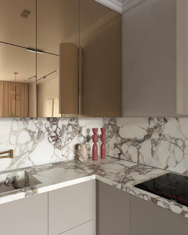 Интерьер небольшой кухни-гостиной выполнен в стильном современном стиле. Центральное место в интерьере занимает роскошная кухня с золотыми зеркальн... - изображение 6 - интерьер, небольшой, кухни