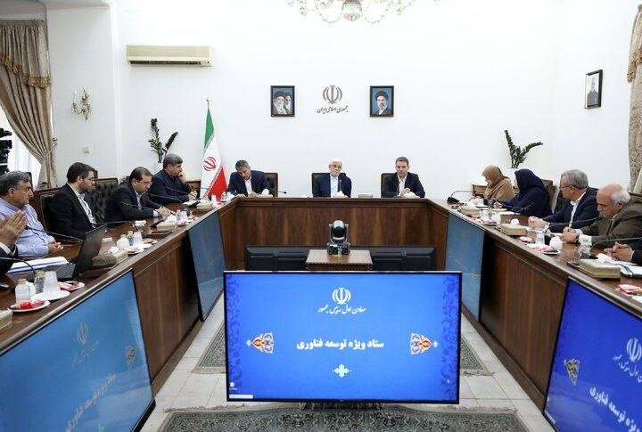 عصرخبر asrkhabar.com: عارف: رئیس مجلس قول داده طرح «مقابله با نفوذ بیگانگان در کشور» از دستور کار خارج شود🔹معاون اول رئیس‌جمهور با انتقاد از ط
