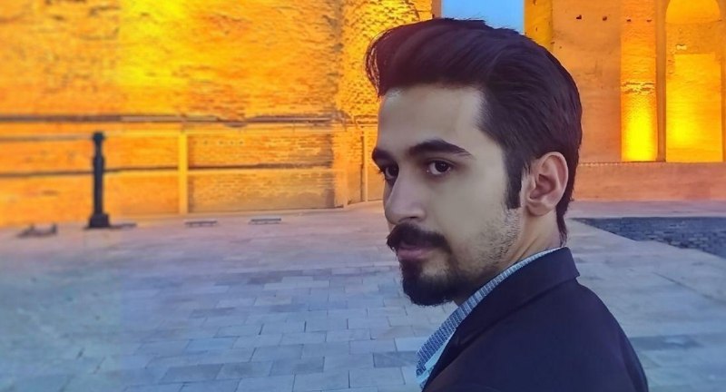 TabrizLinks تبریز لینک: 🔻اجرای حکم حبس؛ محمدرضا.م به زندان تبریز منتقل شدمحمدرضا.م، فعال آذربایجانی، جهت اجرای حکم حبس خود به زندان تبریز منتقل 