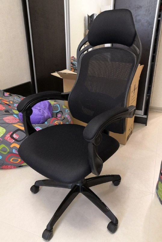 Продам за 250 лари офисное кресло Chairman Game 12 в отличном состоянии, с регулировкой высоты и нак — фото 1
